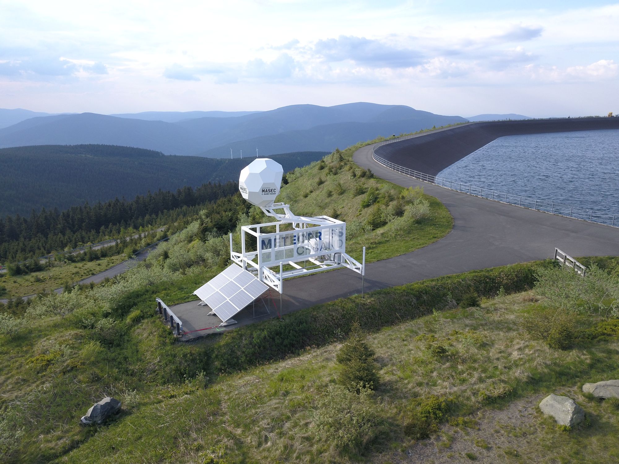 Revolutionizing Radar Operations: Meteopress's Successful Off-Grid Field Test of MASEC Radar